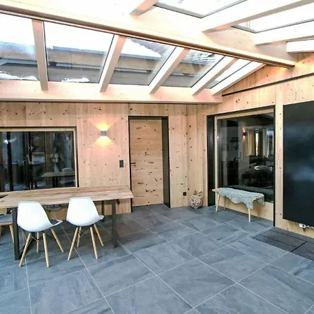 Semesterbostad Data Castle